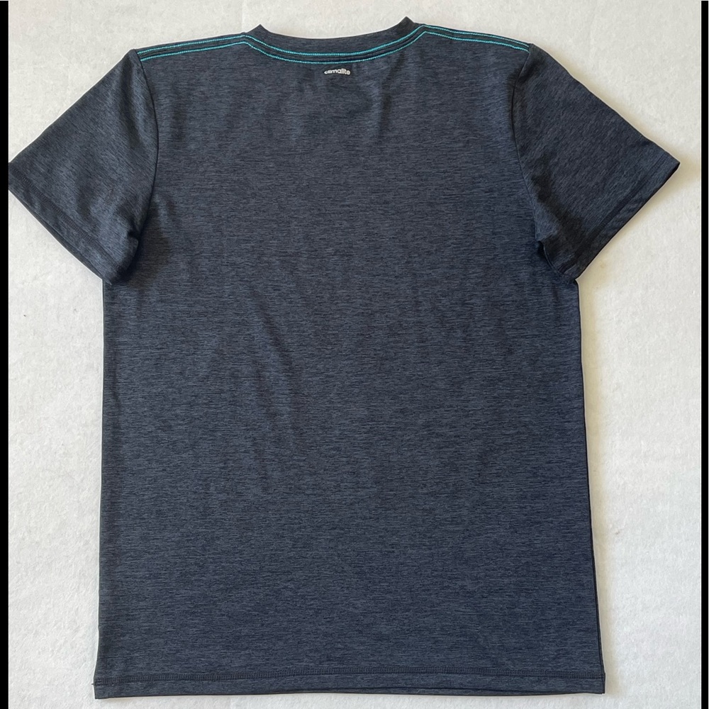 ADIDAS BOYS Climalite Tee LARGE - Picture 7 of 8